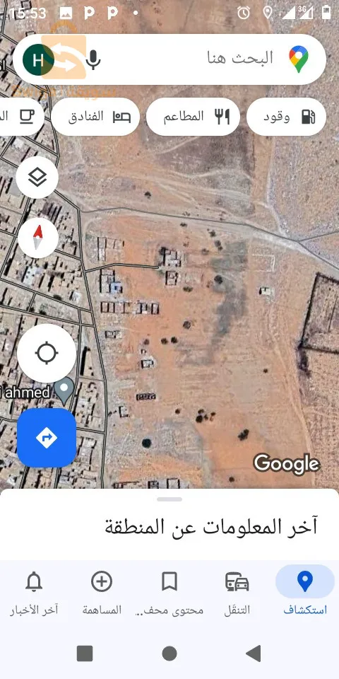 100 متر اعلى  خمسة عشر متر الموضحة على شكل مستطيل على الصورة لها واجهتان