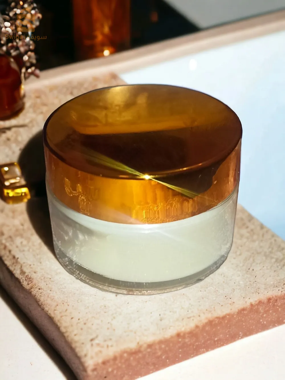 مرهم لعلاج تشقق القدمين