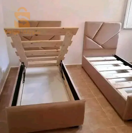 سرير مغلف من الورشة إلى الزبون
