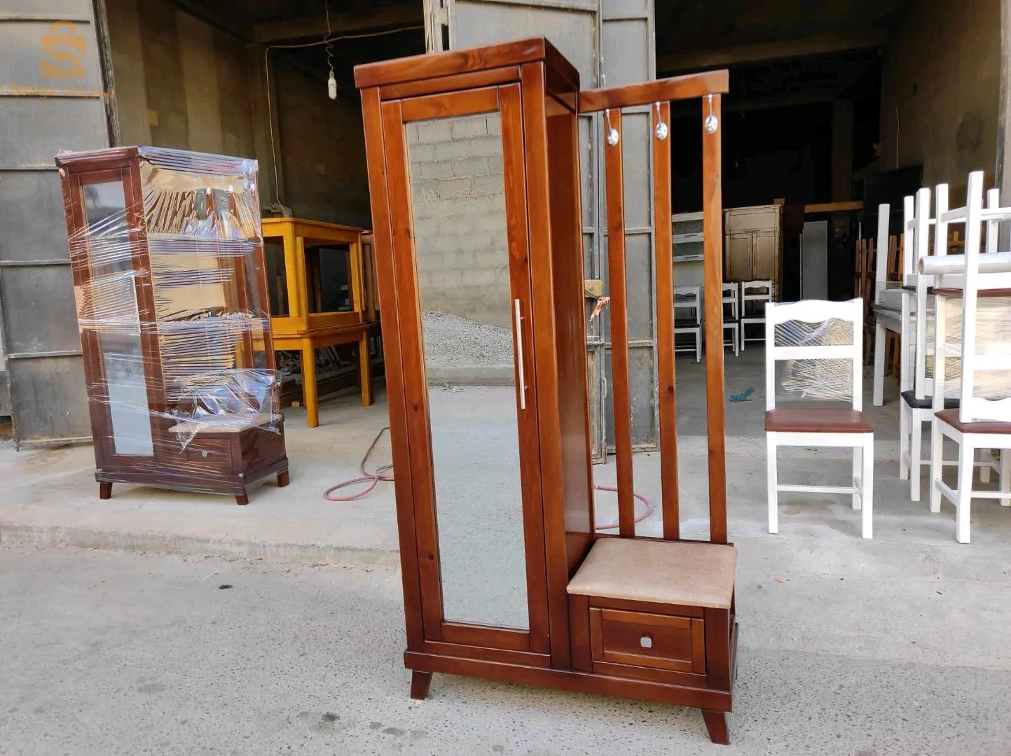 حاملة احذية خشب احمر بروميار شوا