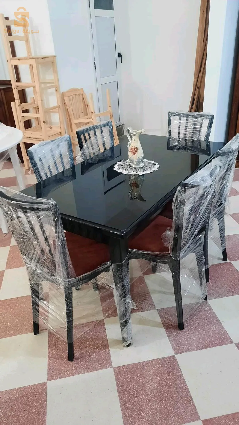 طاولة مطبخ عصرية