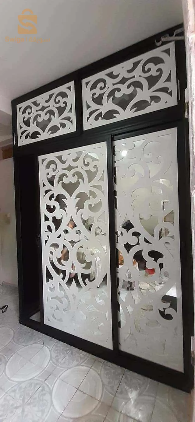 المنيوم زجاج وبلاستيك
