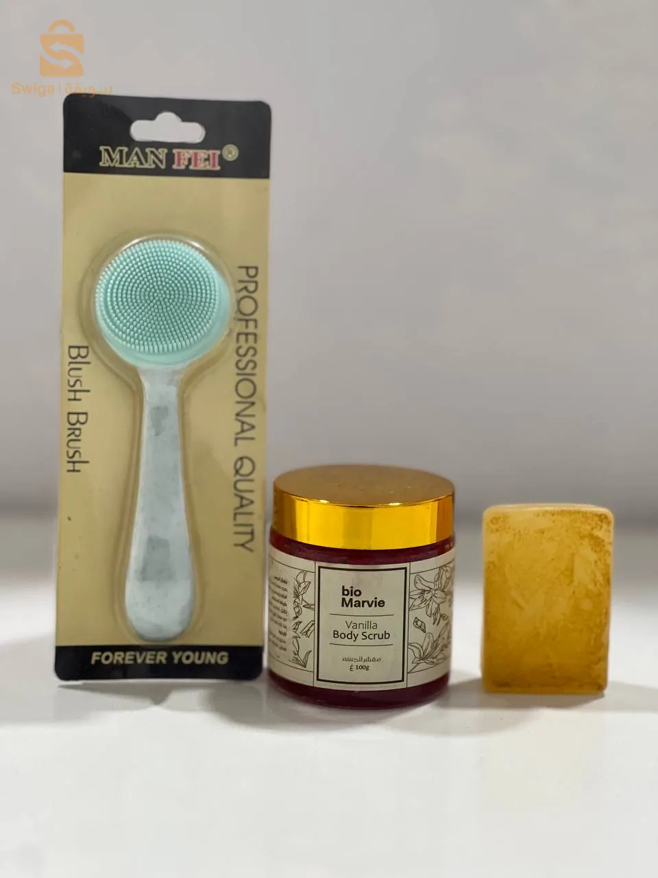 مجموعة العنايه بالبشرة