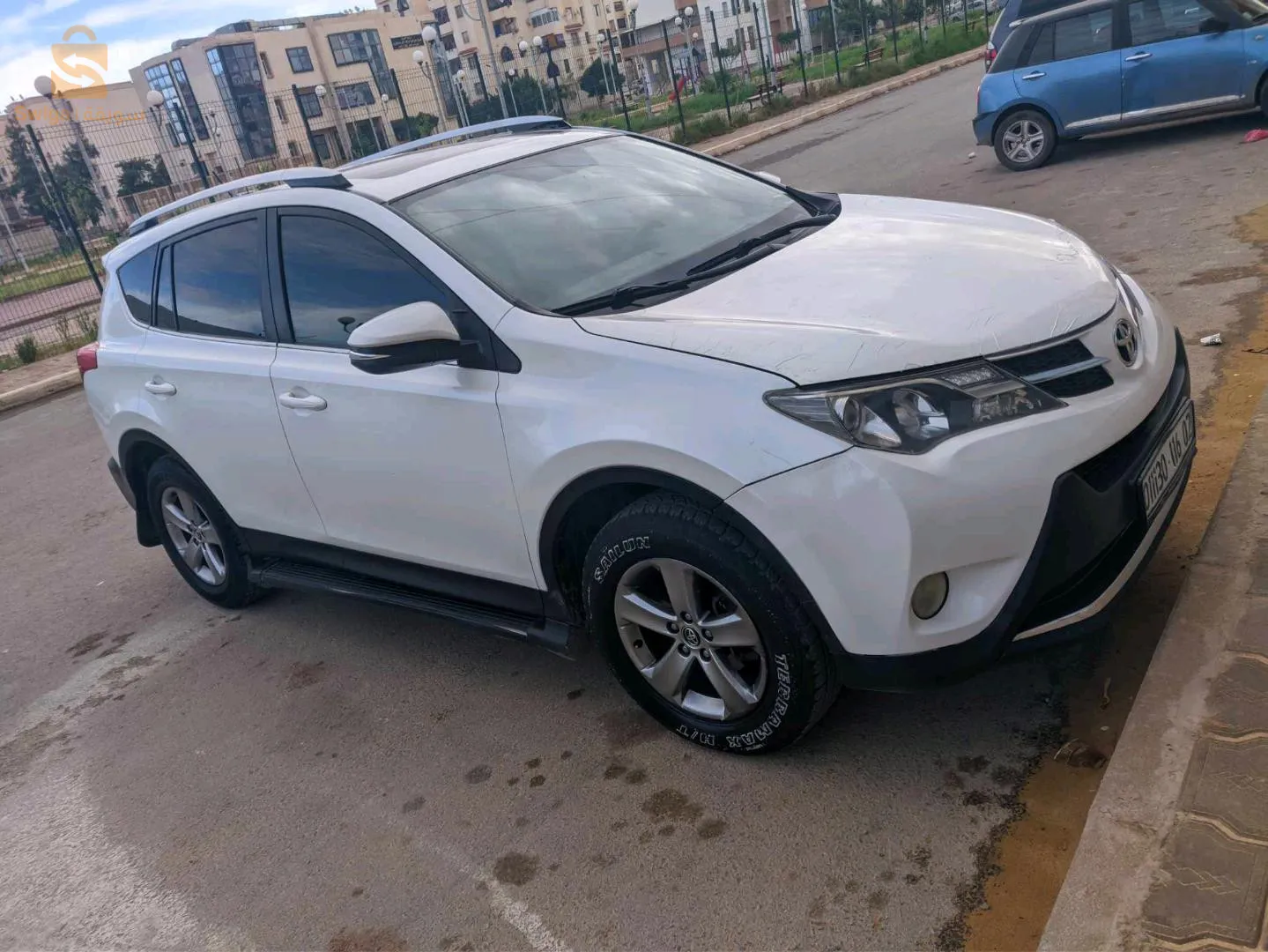 سيارة rav4