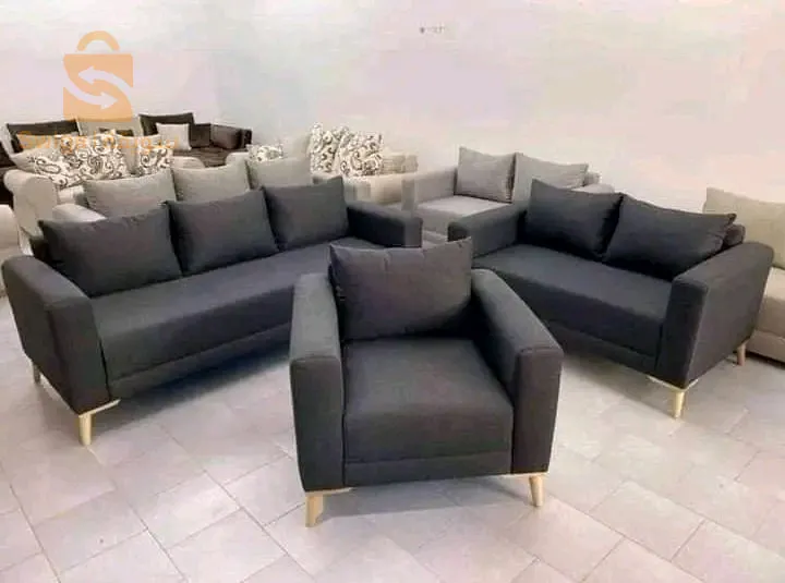 مرحبا بيكم مع شركة meubles de reine
