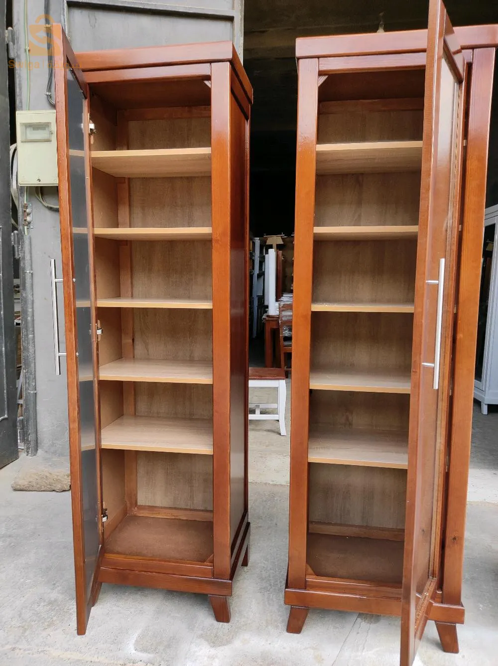 ،porte chaussures Bois rouge colone 190×75×40cm