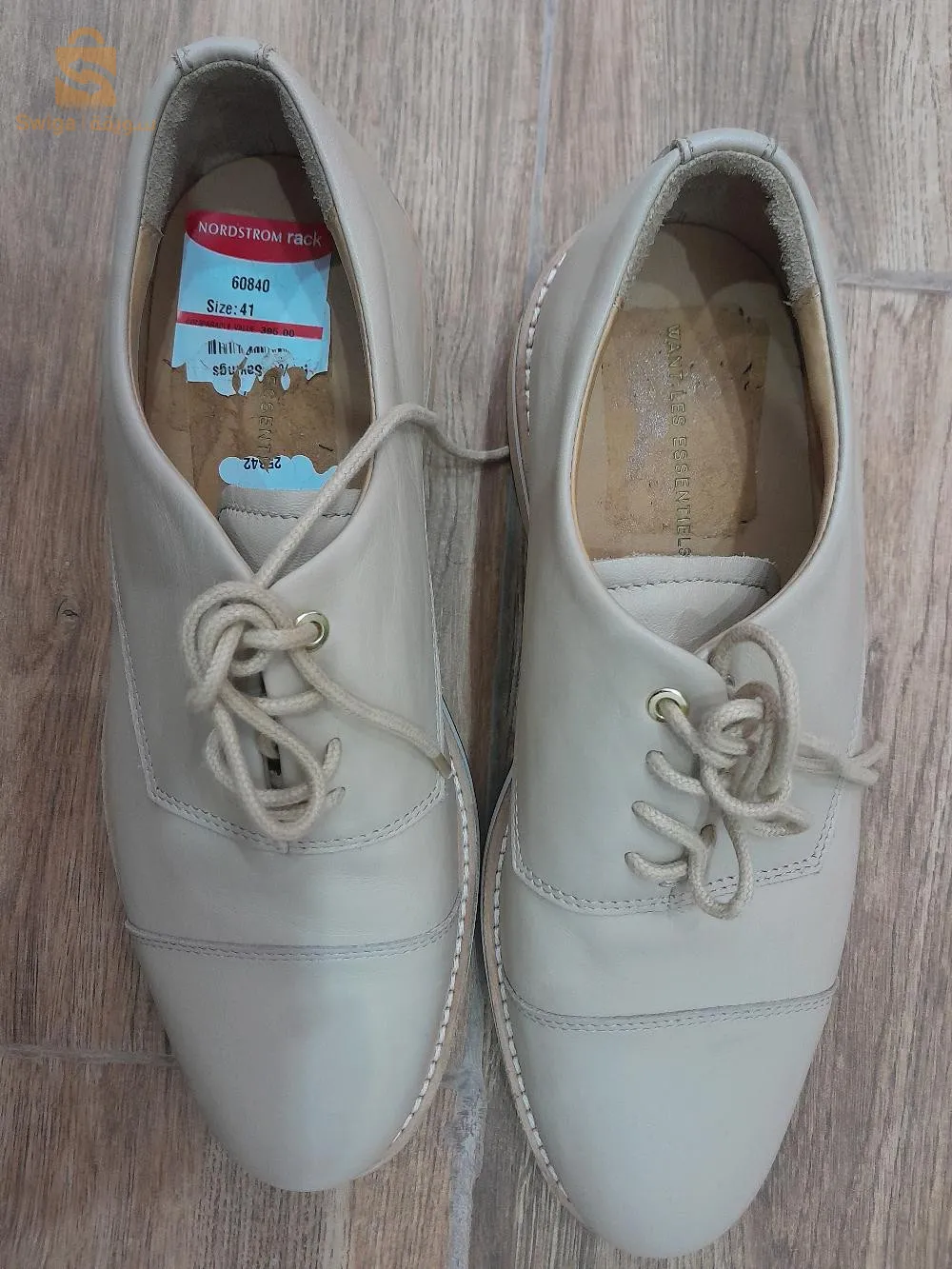 chaussures en cuire  pointure 40