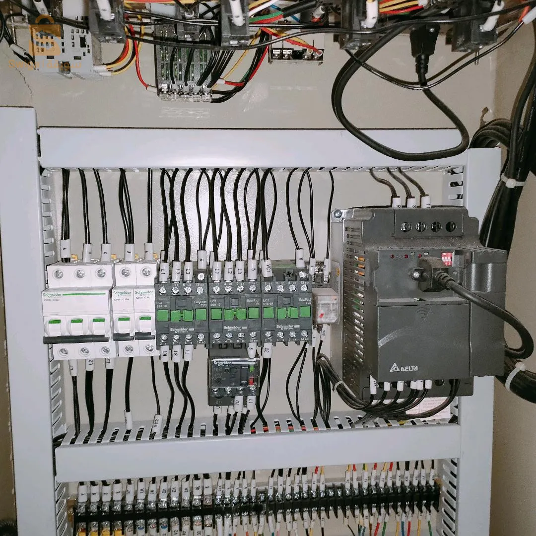 آلة صناعة مناديل المائدة