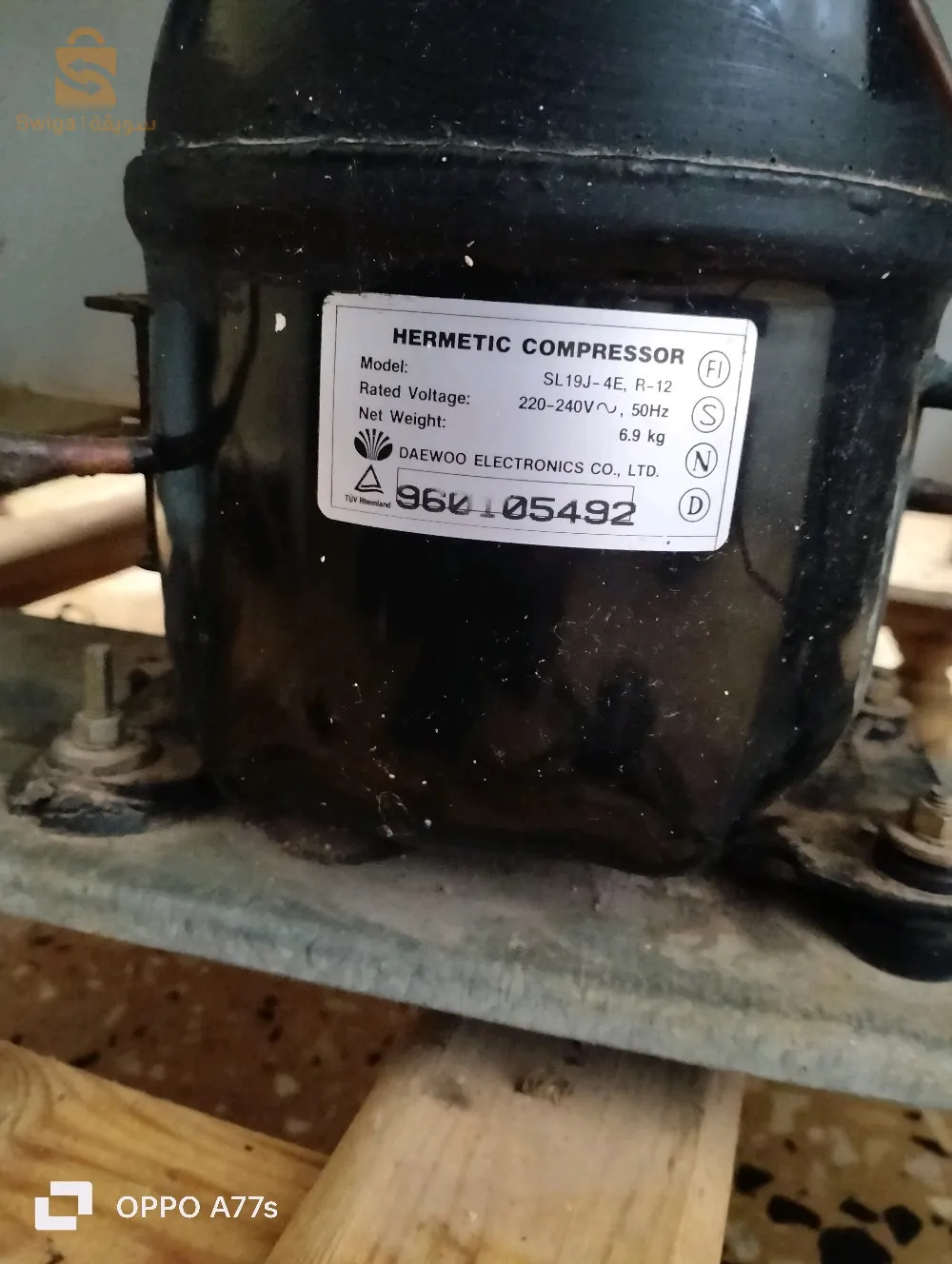 réparateur électroménager et électricien et plombier