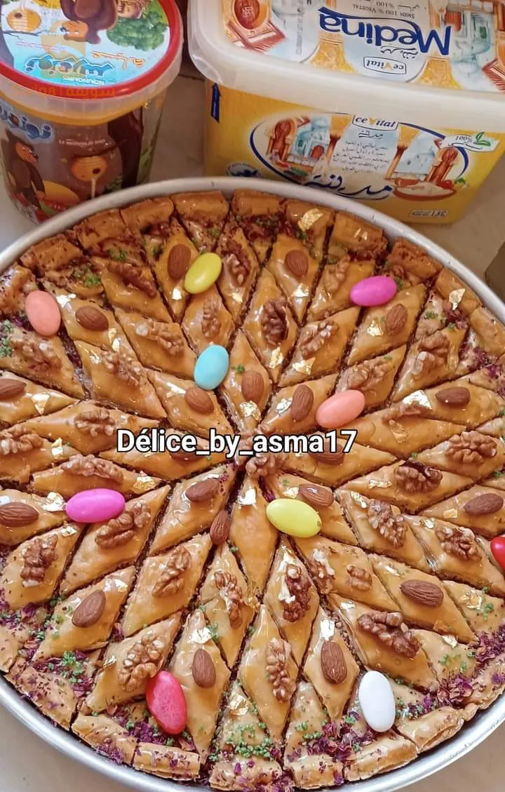 سوق الاربعاء (مقبرة العزيلات)