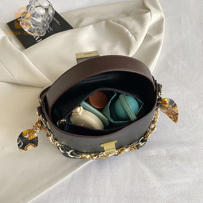 Sac à bandoulièreLenno kangourou encuir souple design de luxe pour femme