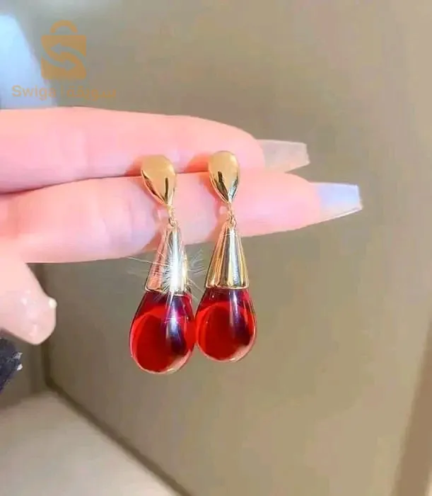 أقراط الدمعة