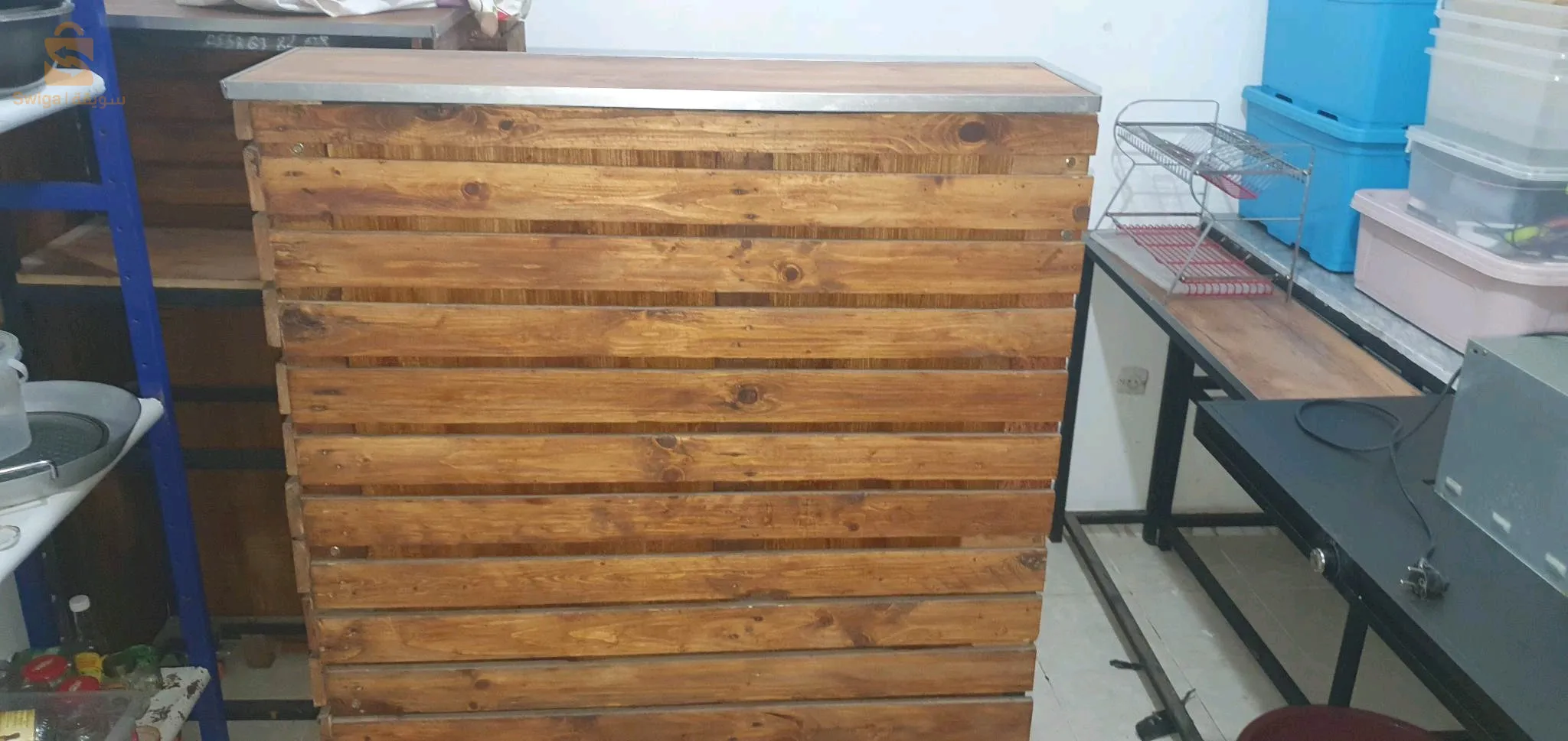 Comptoir Structure en bois+ table (3 structure interchangeables+ table longue+3 banc)