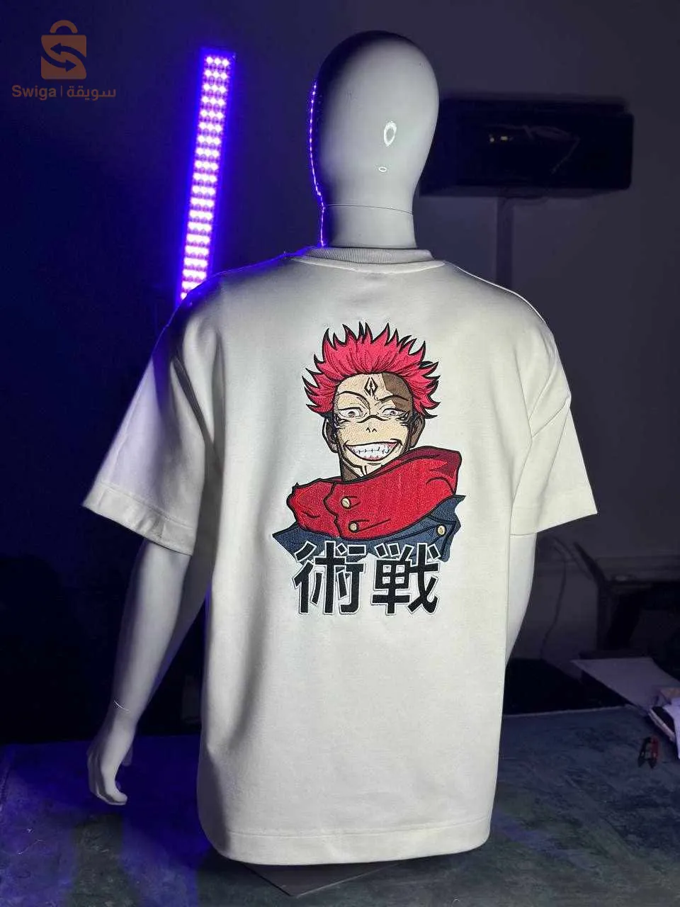 التطريز حسب الطلب على جميع انواع الملابس