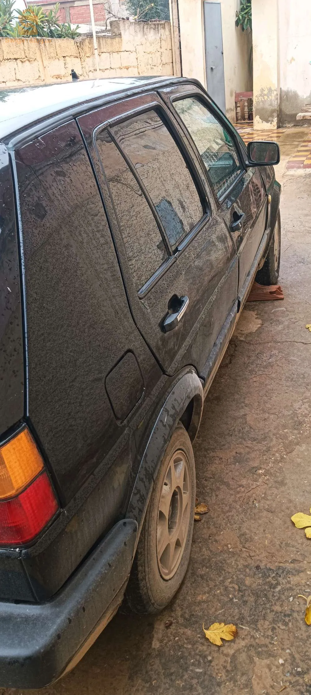 سيارة فيها فوال نقاوة موتور 90 قطر زيت ماتنقص ماستيك مافيهاش شوك وضرب مافيهاش