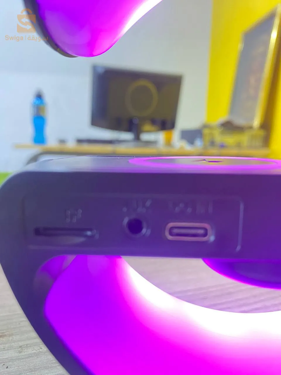 ساعة منبه ذكية من النوع G تعمل بتقنية البلوتوث وسماعات شحن لاسلكية ‏RGB Light‏