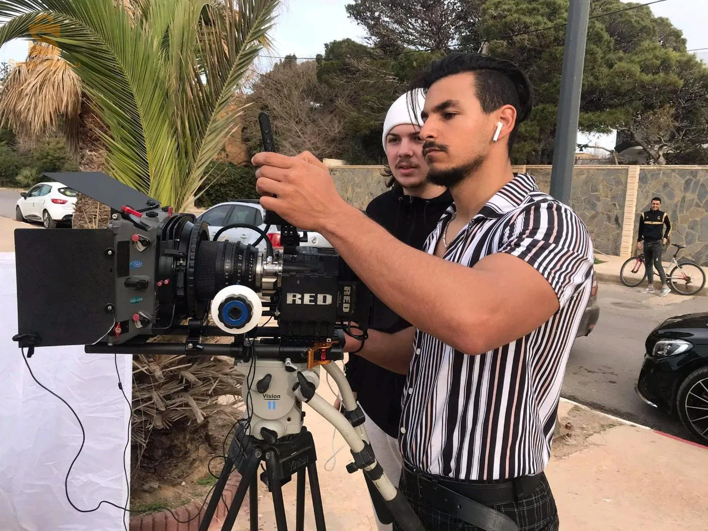 تصوير كليبات او اعلانات او اعراس او اعلانات لحانوتك  تواصلو معانا  قمة احترافية باسعار رائعة  photographe/ infographie/ montage