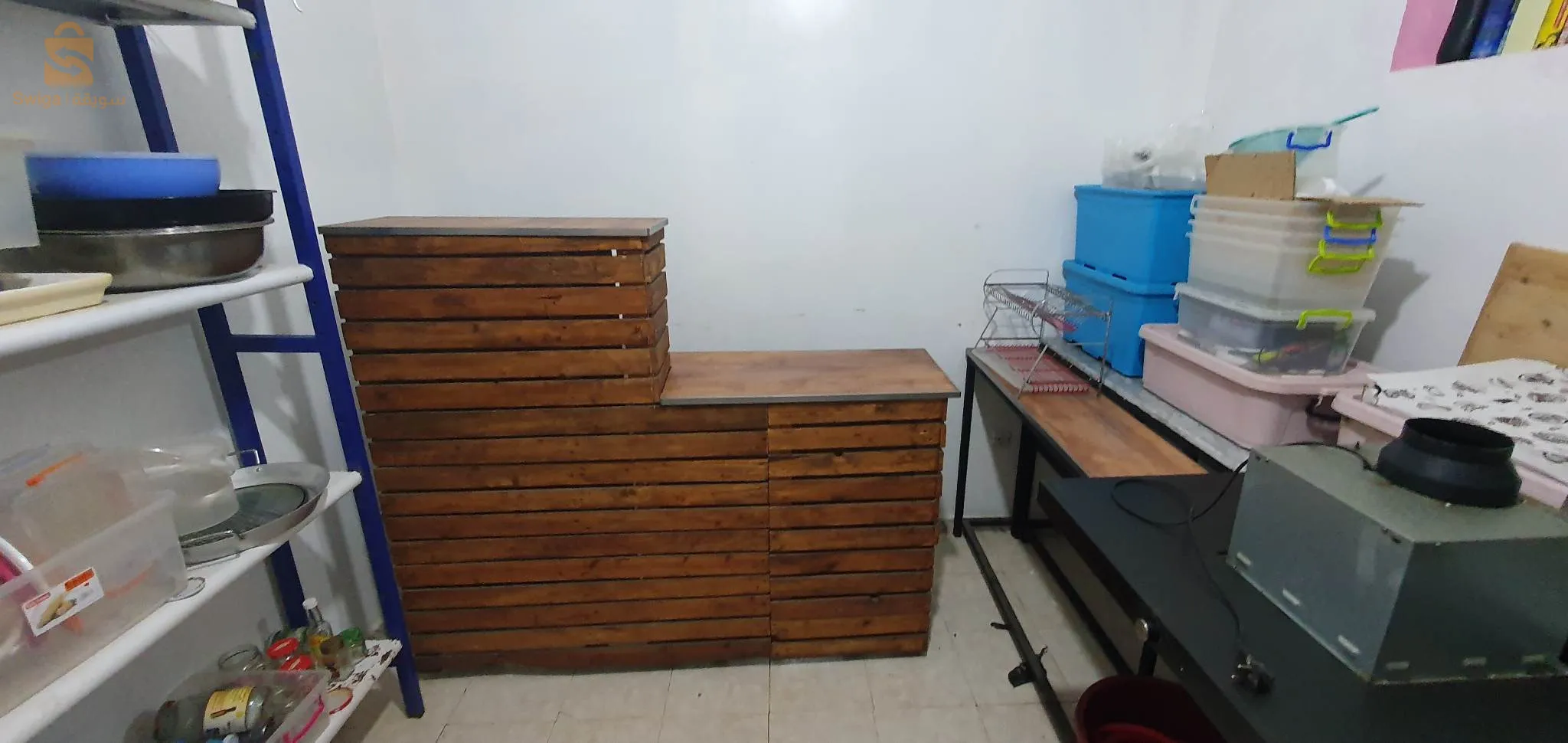 Comptoir Structure en bois+ table (3 structure interchangeables+ table longue+3 banc)