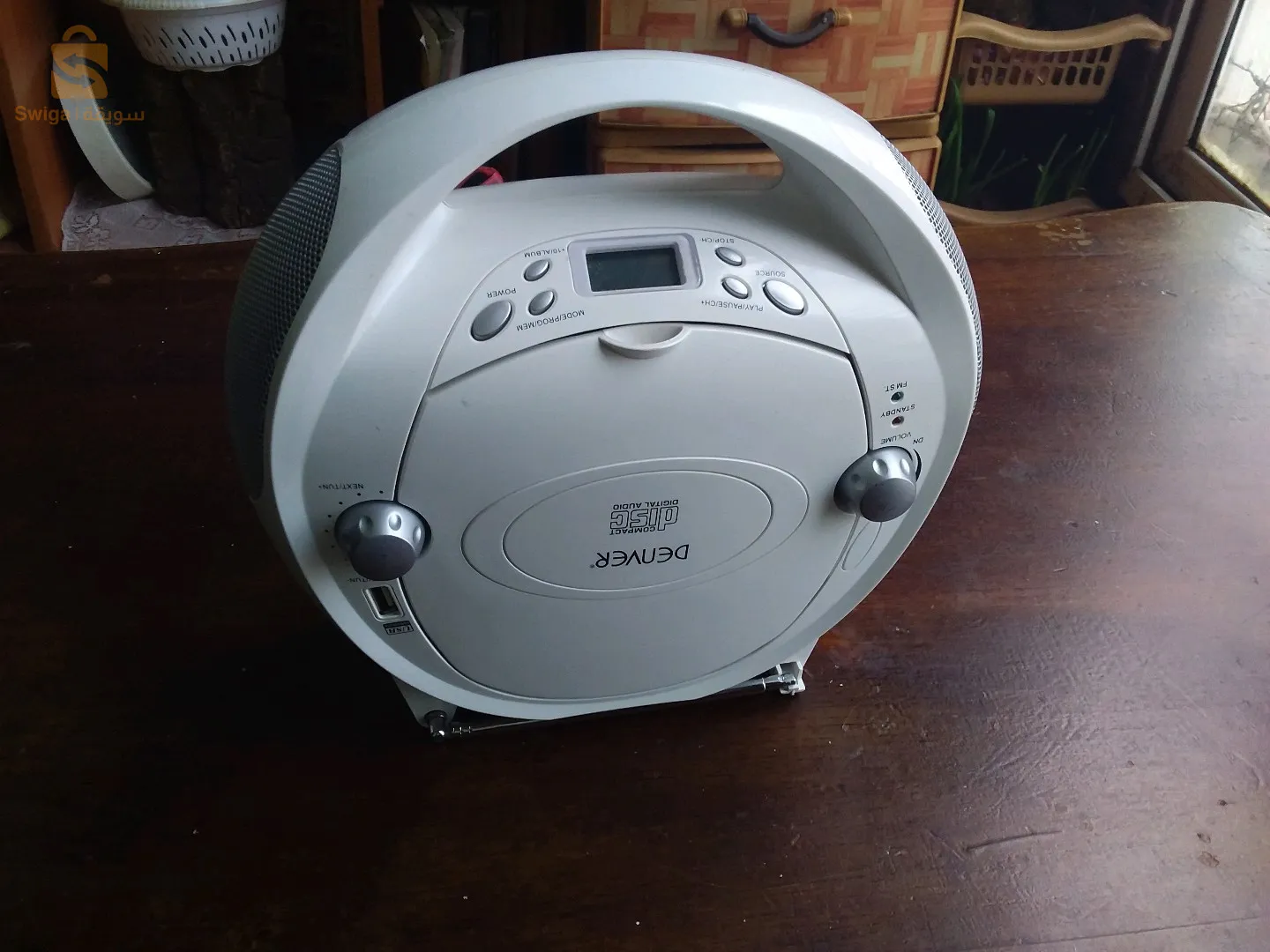 poste portable radio cd usb mp3 DENVER marche avec 9volt