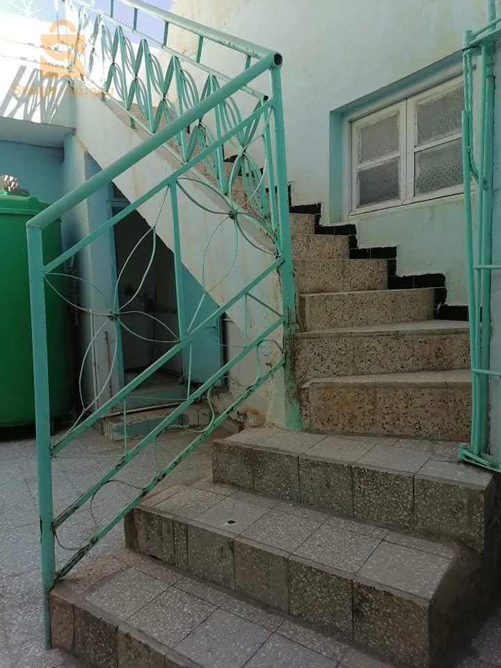 حوش للبيع