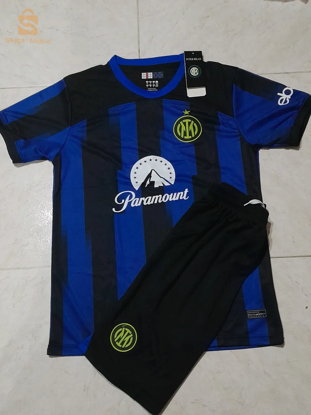 ملابس الرياضية اونصومب ميلان .انتر ميلان