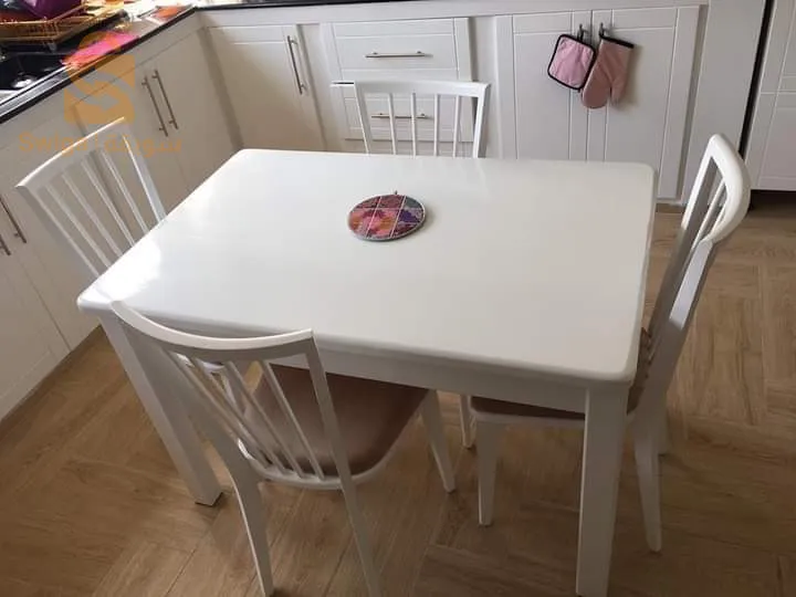 طاولة مطبخ عصرية