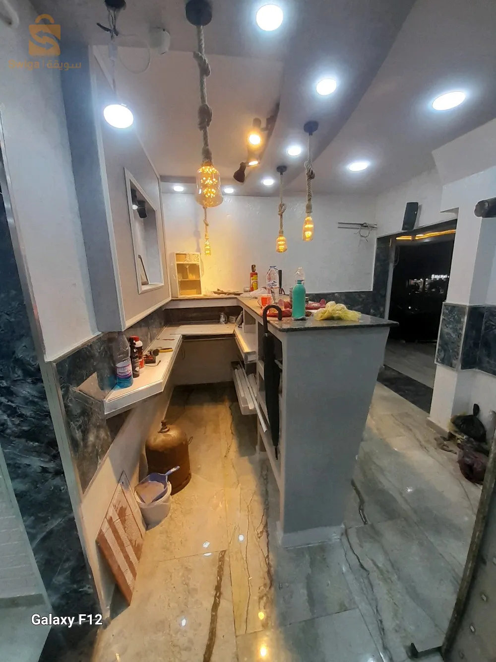 كراء مطعم مجهز