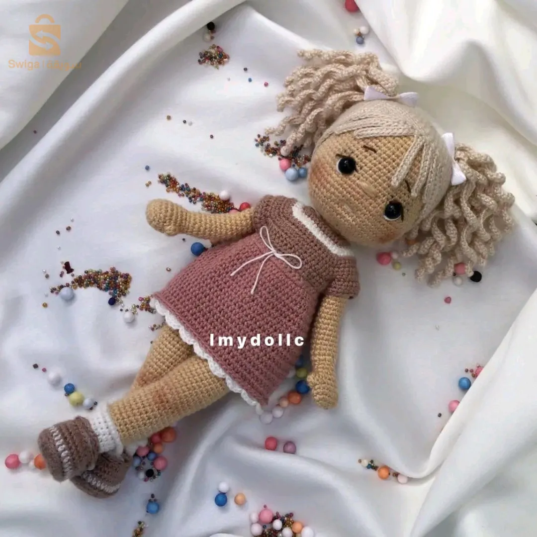 دمى امقرومي حسب الطلب