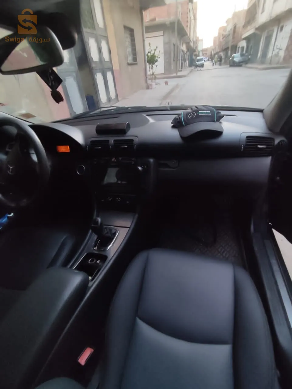 Mercedes c270 break fih demi moutuer mahtot jdid