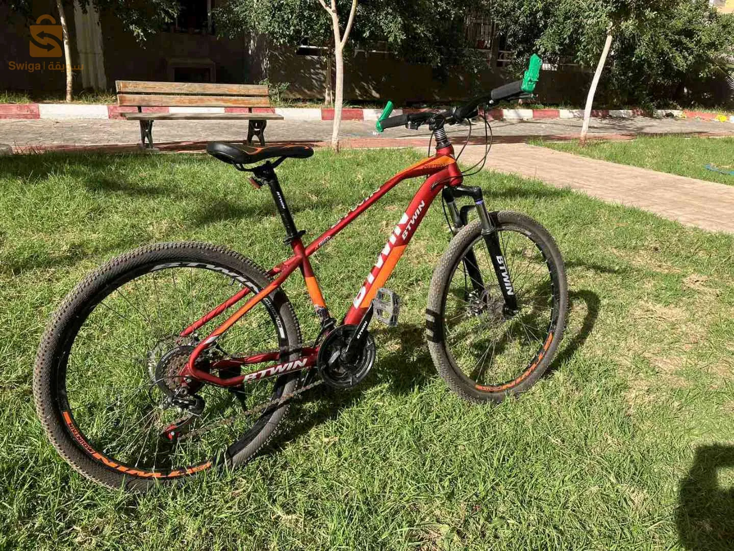 دراجة جديدة نوع btwin لم تستعمل وسومة الله يبارك
