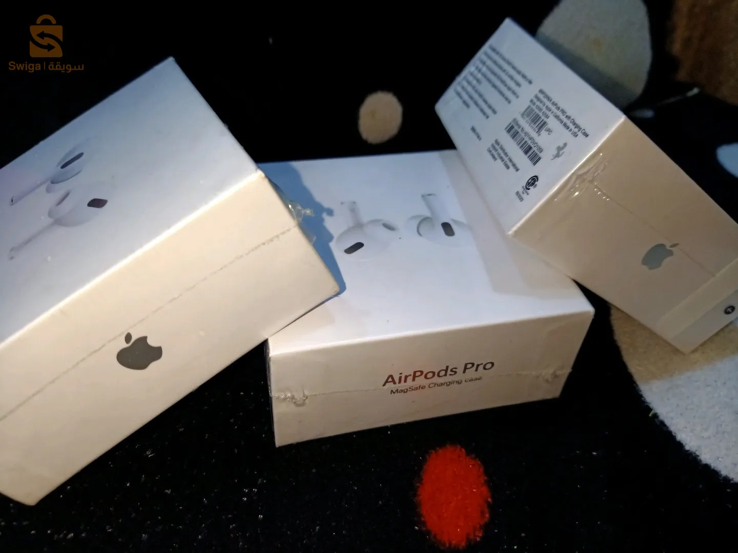 airpods pro 
حاجة مليحة بزاف 200الف للحبة