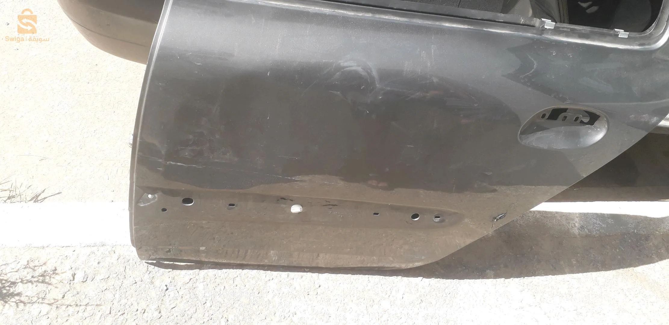 باب خلفي جهة السائق يسار