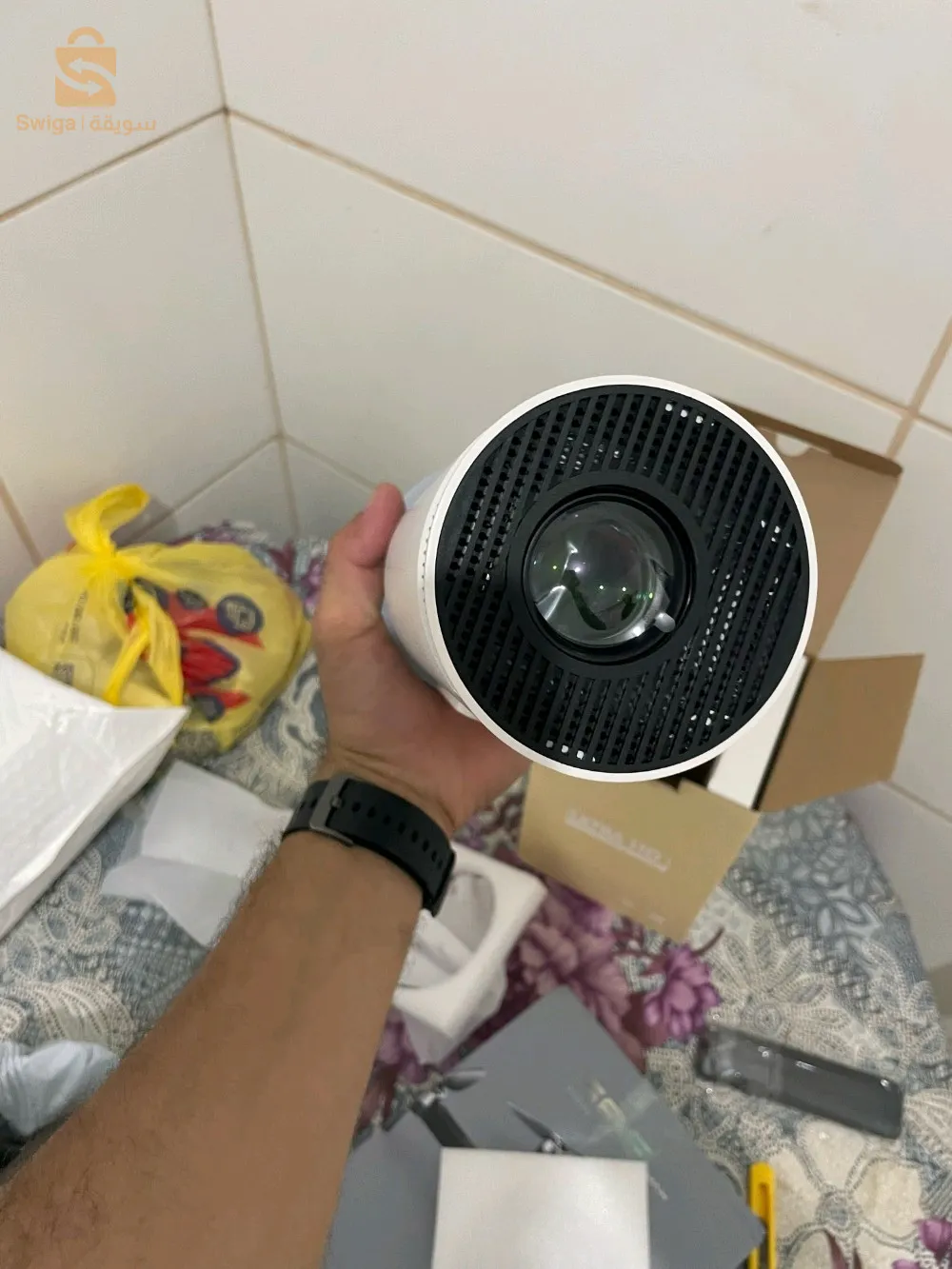 سالانج HY300 جهاز عرض صغير مع حقيبة خاصة مجانية أندرويد 11.0 WiFi6 BT5.0 HD 4K 720P التلفزيون المسرح المنزلي سينما ل شاومي سامسونج - AliExpress