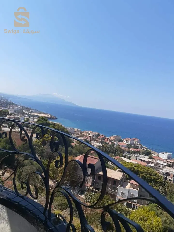 فيلا للبيع بتيبازة