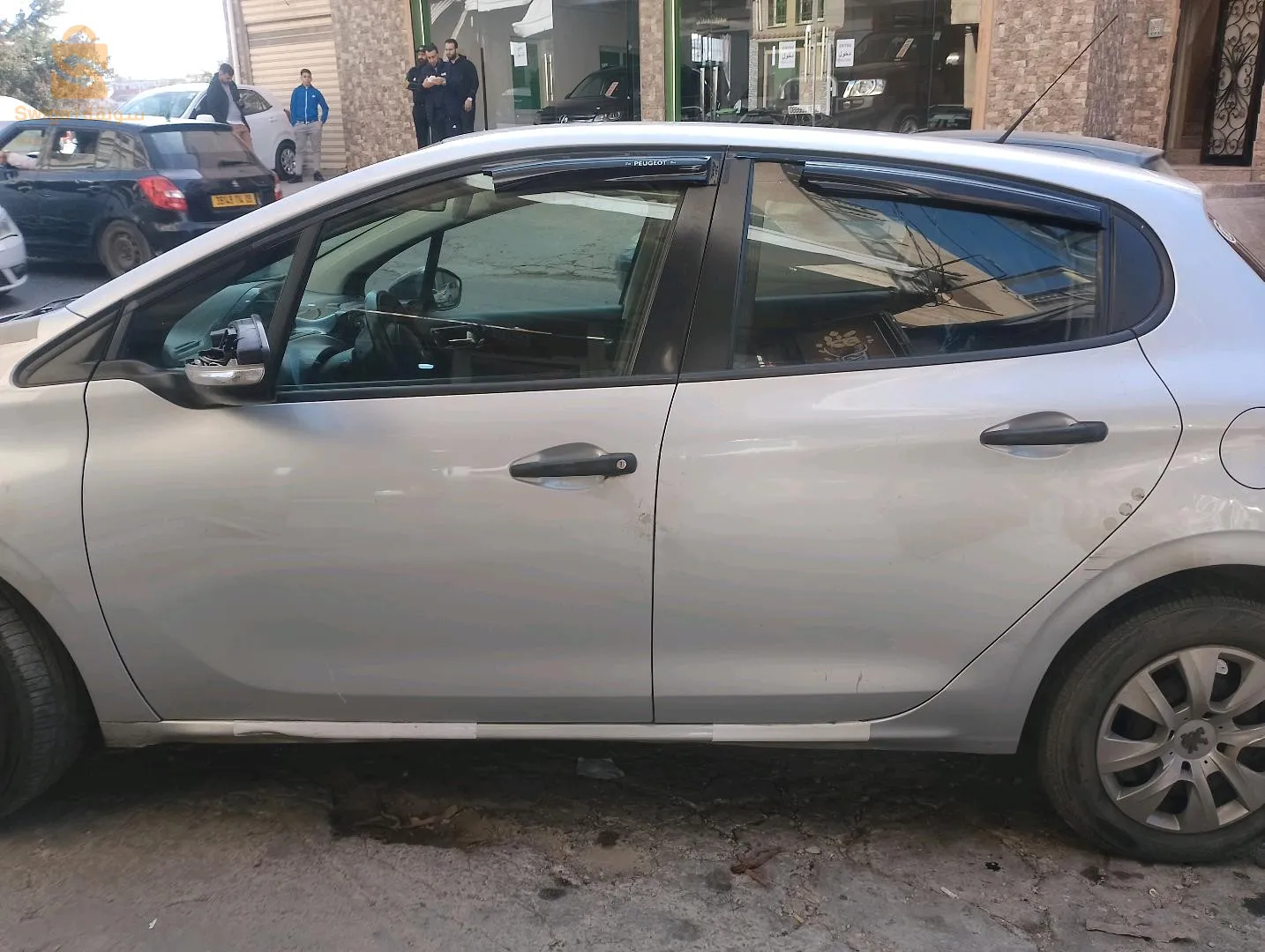 pegeut 208 1.2 essence