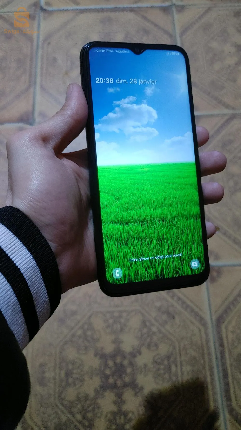 Samsung Galaxy F14 5G معاه كلش ماشي يامات برك نظيف قصبة
Ram/6
Rom/128
Batterie 6000 mah 
90 htz 
كركرة سكيكدة
0796921335