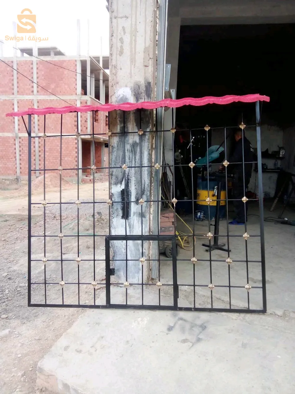 حدادة فنية عصرية وتغليف واجهات المحلات