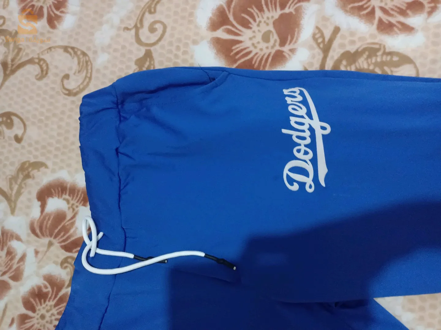 survêtement DODGERS machi mlboussa jdida come neuf