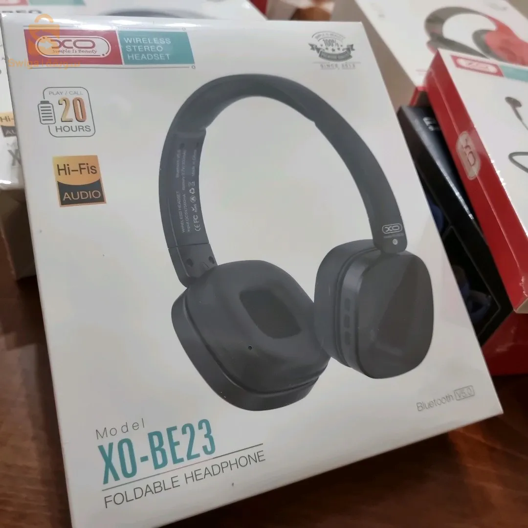les casque et les airpods et les bafe et le mecrophone