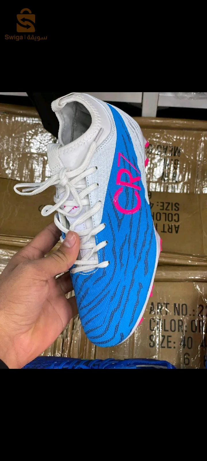 حذاء رياضي cr7 crampons Nv model اللون الاسود غير متوفر