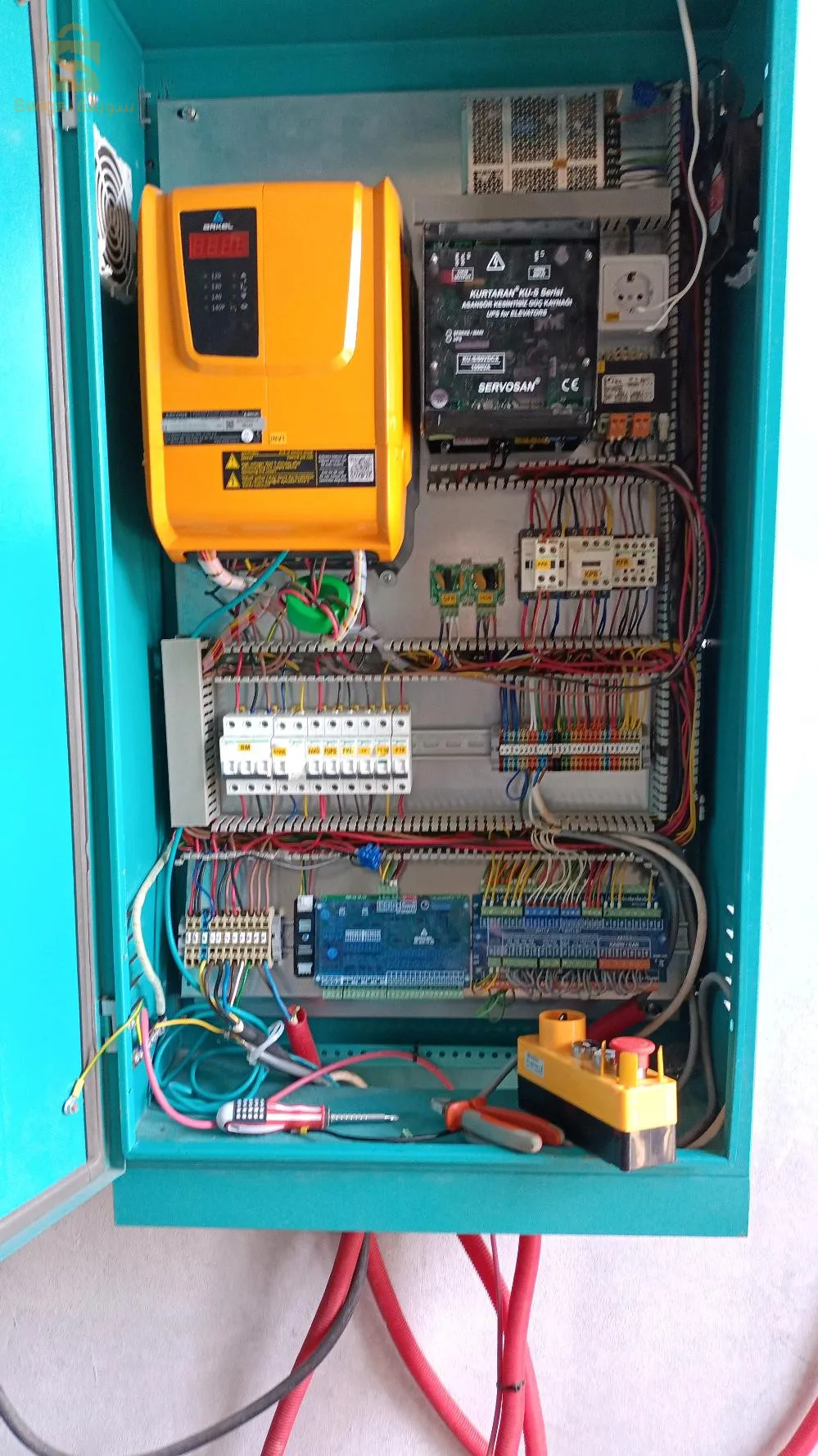 مهندس مصاعد كهربائيةingénieur ascenseursite