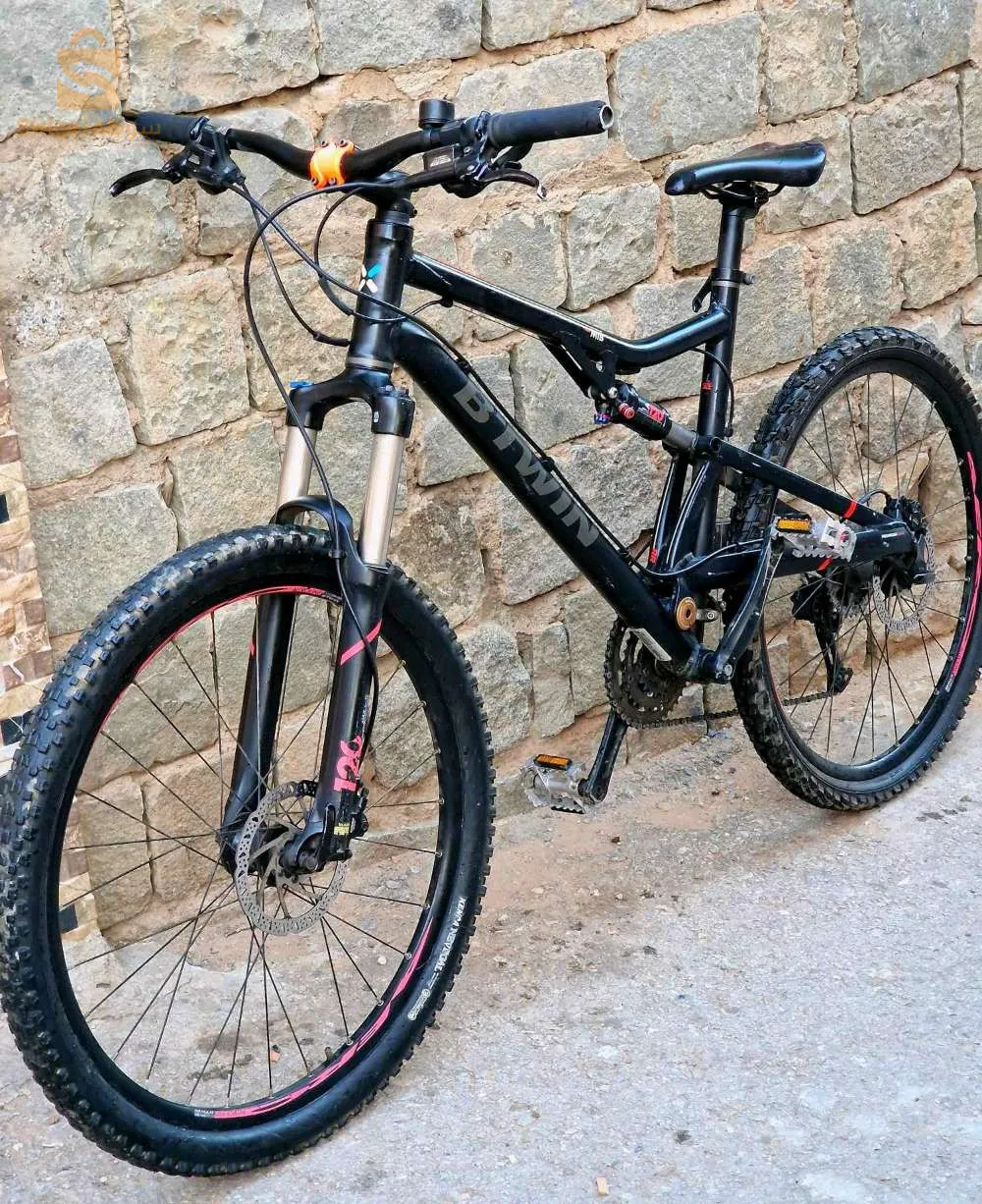 B'twin Rockrider 520s