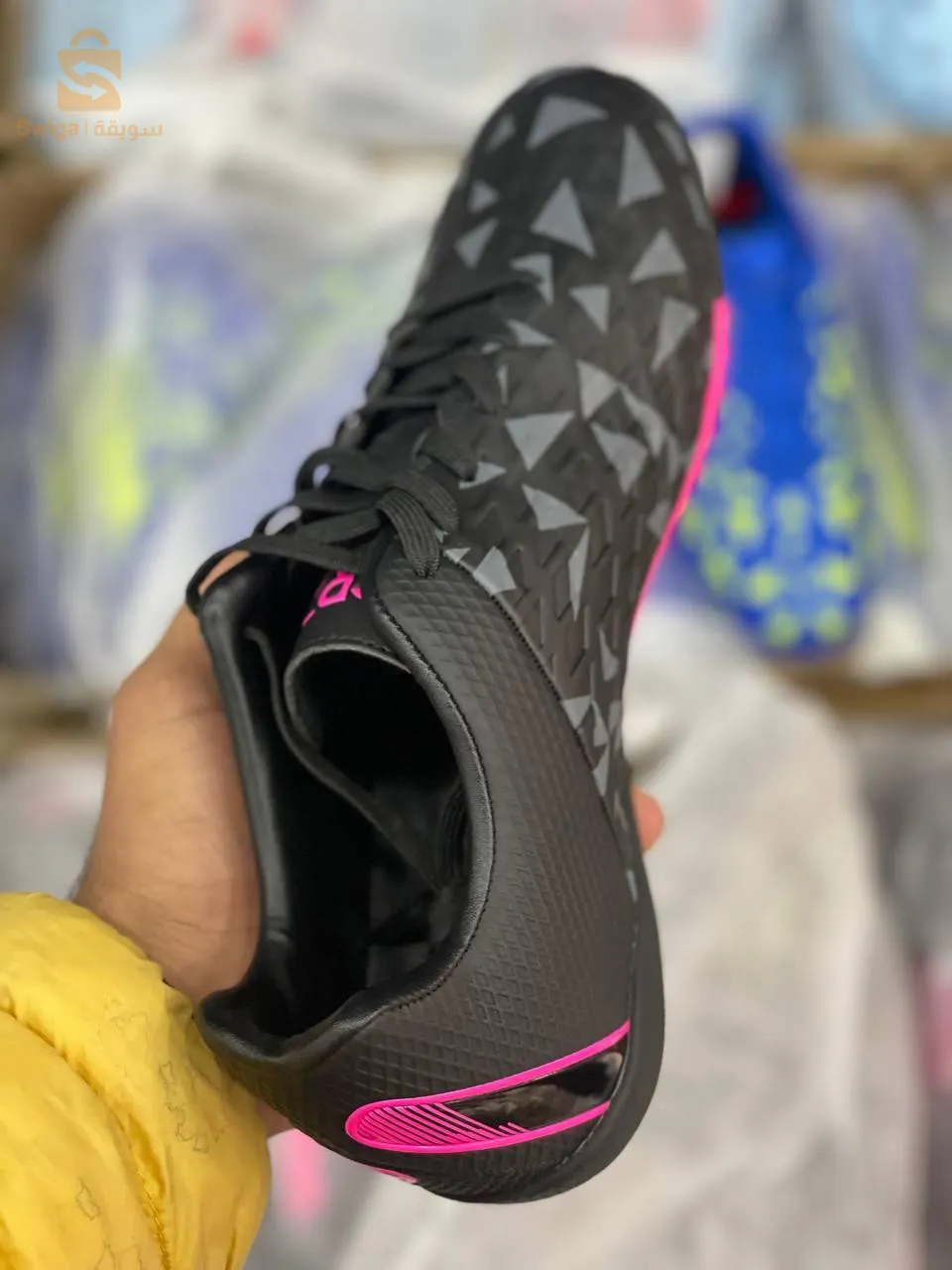 حذاء رياضي cr7 sans crampons