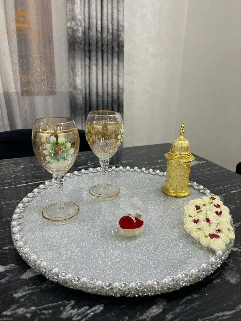 صحون تجميلية للمناسبات plateau mirrioir)