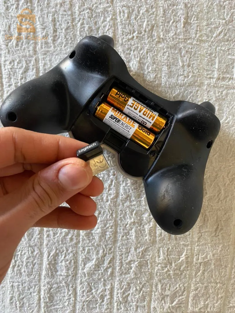 Logitech f710 sans fil gamepad
Pc