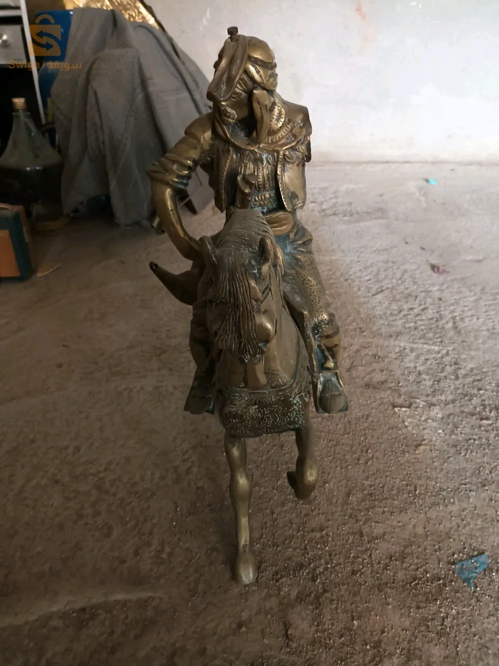 حصان من البرونز