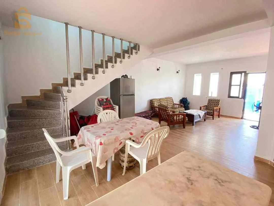 Villa R +1 🏞 vue sur mer 
Avec terasse bâche d’eau 
Superficie: 80 M² 
Location: Oued Goussine Wilaya de chlef 📍
