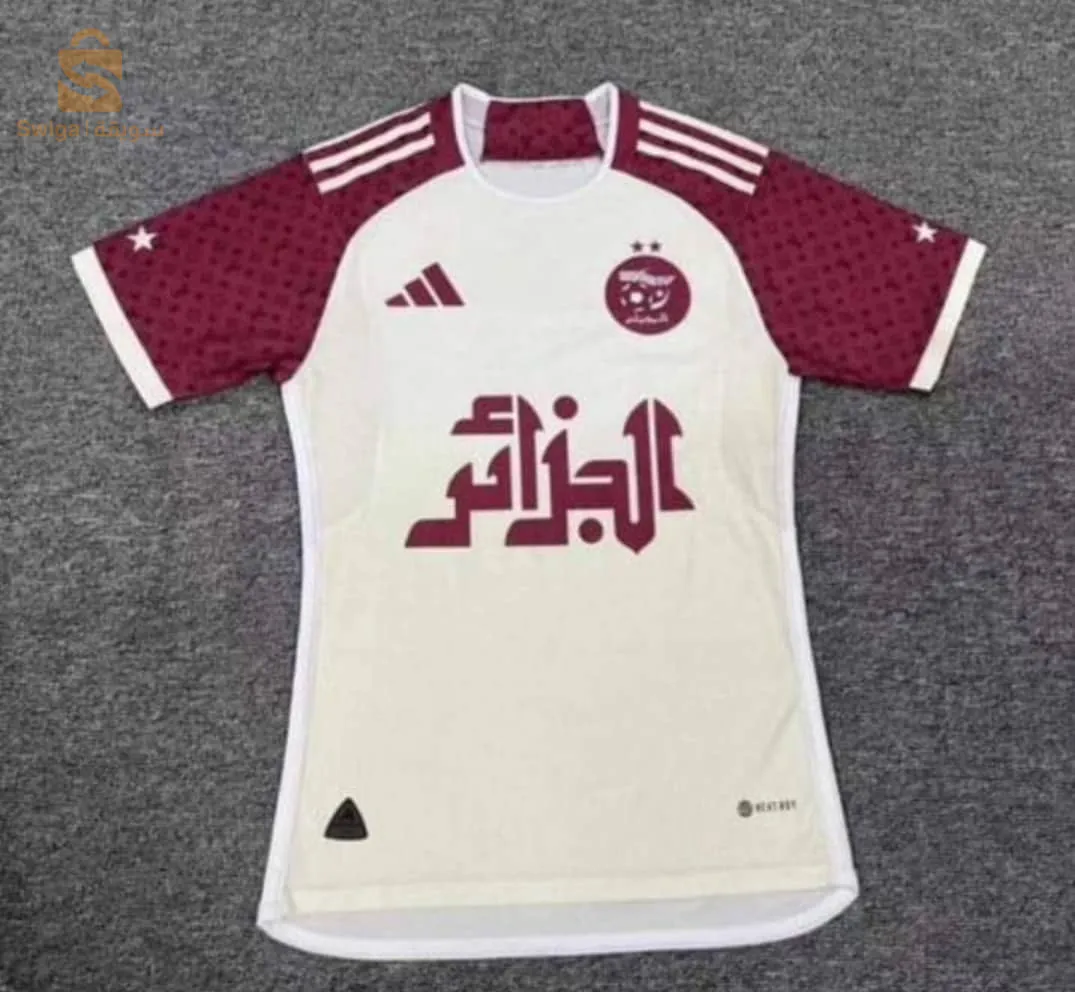 T-shirt
 المنتخب الوطني الجزائري 🇩🇿🐶⚽