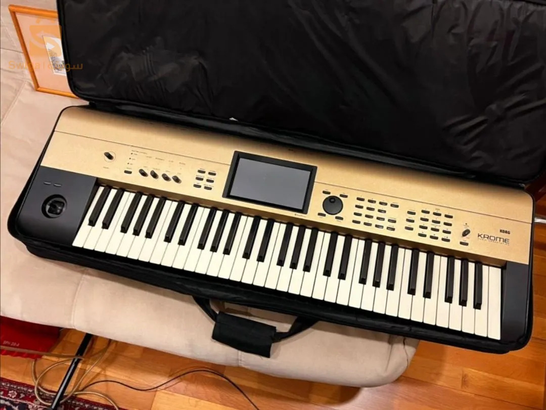 Korg Krome (Gold Limited Edition) - 61 Keys Music Workstation Keyboard