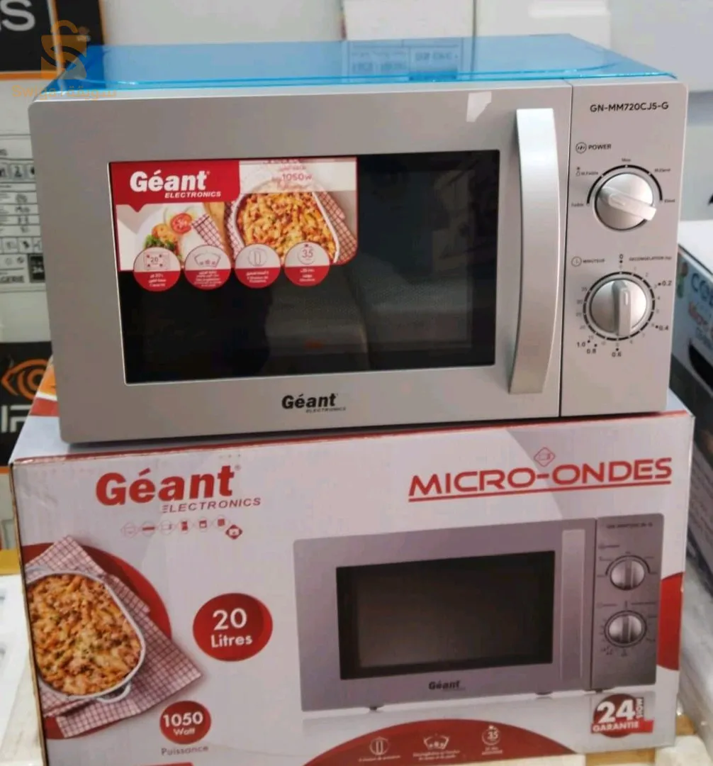 Micro ondes Géant 20L